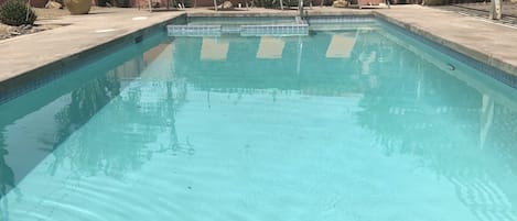 Beheizter Pool