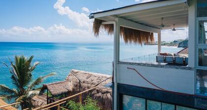 Mahi Mahi Villa & Suites