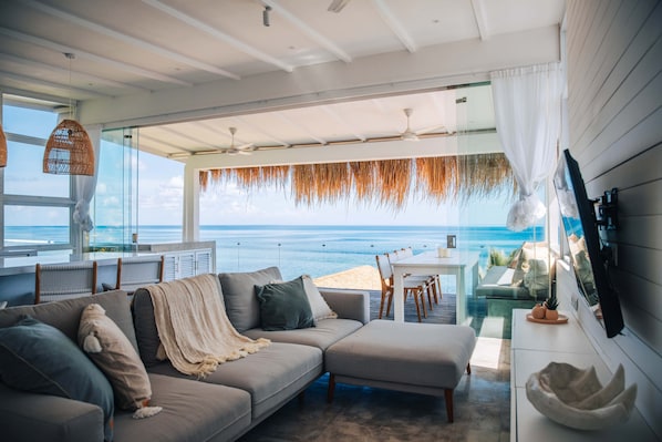 Villa, 3 Bedrooms, Ocean View | Living area - Mahi Mahi Villa & Suites (Pecatu)