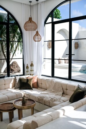 Luxury Villa, 3 Bedrooms | Living room - Mahi Mahi Villa & Suites (Pecatu)