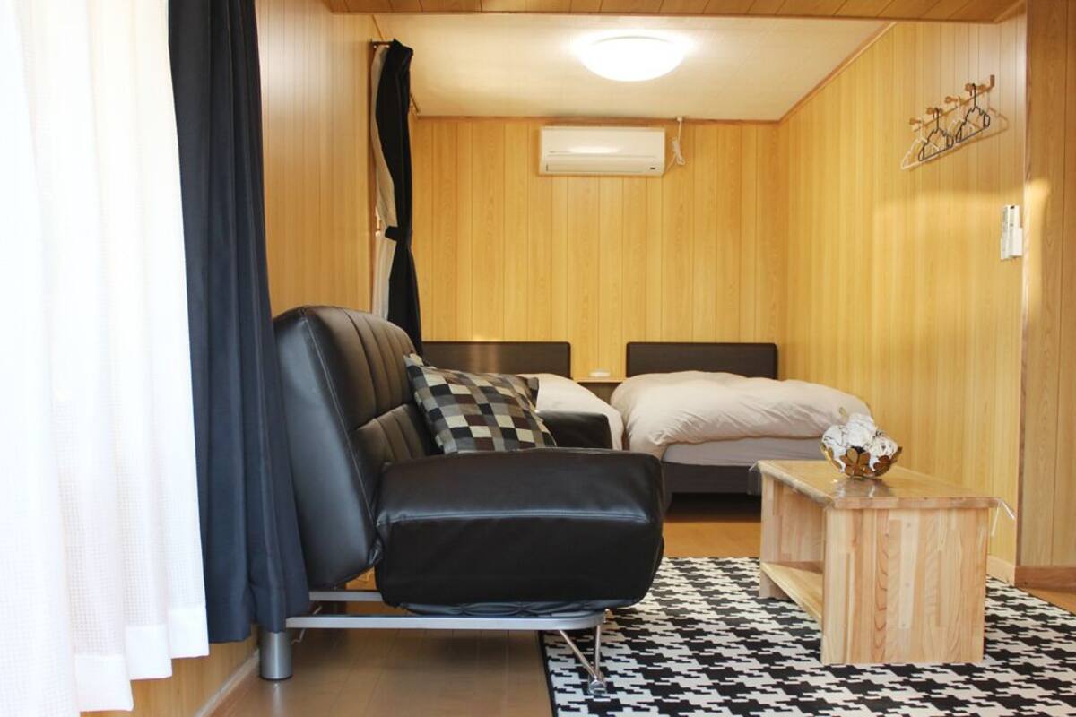 Desk, blackout curtains, free WiFi