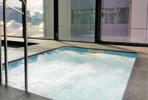 Tina de hidromasaje interior