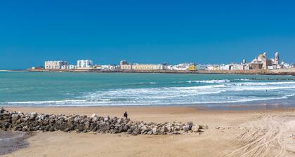 Flor de LIZ Apartment by Cadiz4Rentals