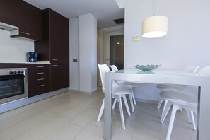 Dining - TROPICANA - Penthouse Sea View - Communal Pool (Cambrils)