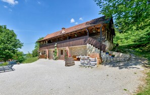 Exterior - Amazing home in Novi Marof (Novi Marof)
