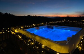 Bain à remous extérieur