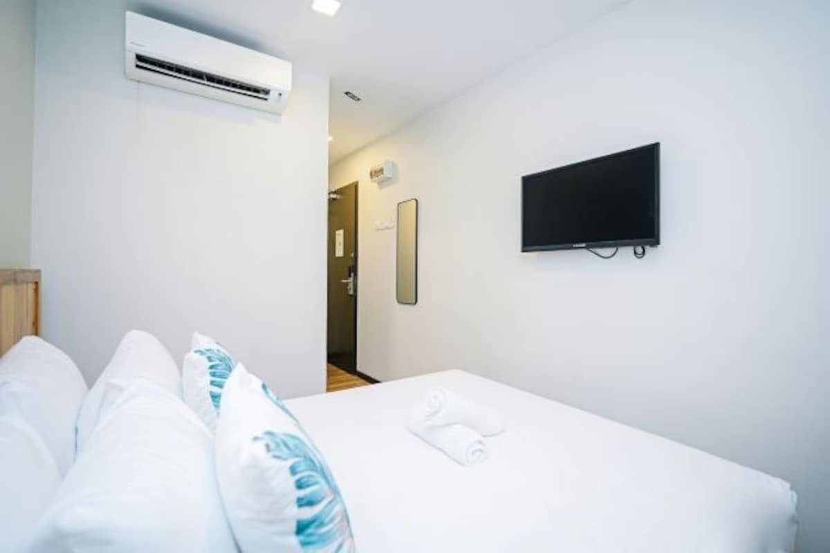 Ferros/tábuas de passar roupa, Wi-Fi de cortesia, roupa de cama