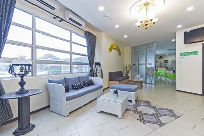 328 Apple Hotel Shah Alam