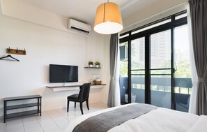 Literie de qualité supérieure, bureau, Wi-Fi gratuit, draps fournis