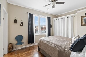 2 bedrooms, iron/ironing board, travel cot, free WiFi