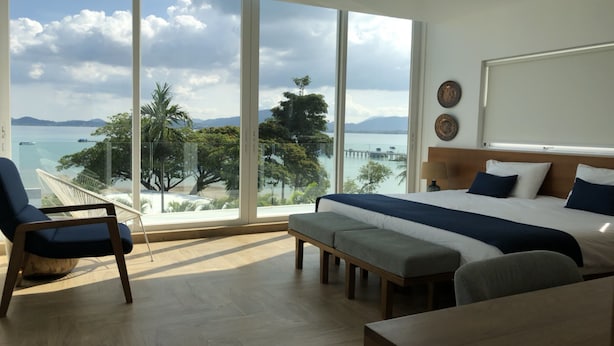 5-Bedroom Villa with Private Pool and Sea View