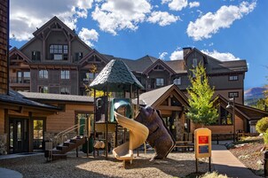 Children's play area - outdoor