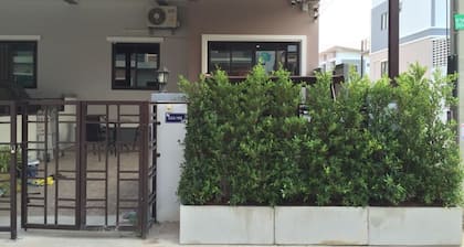 Baan Pleon View by Ratcharin
