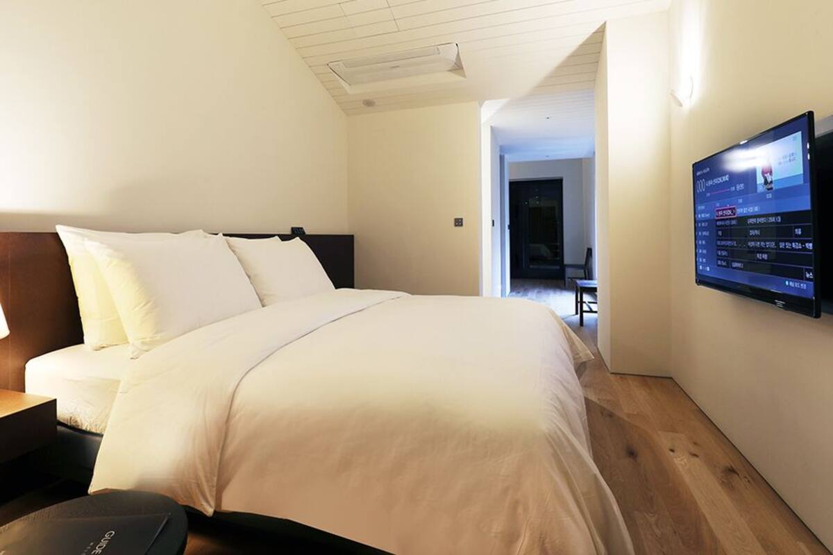 เพนท์เฮาส์ (Glamping) | ผ้าม่านกันแสง, ห้องเก็บเสียง, Wi-Fi ฟรี, ผ้าปูที่นอน