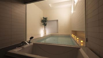 Penthouselejlighed (Pool Villa) | Terrasse/gårdhave