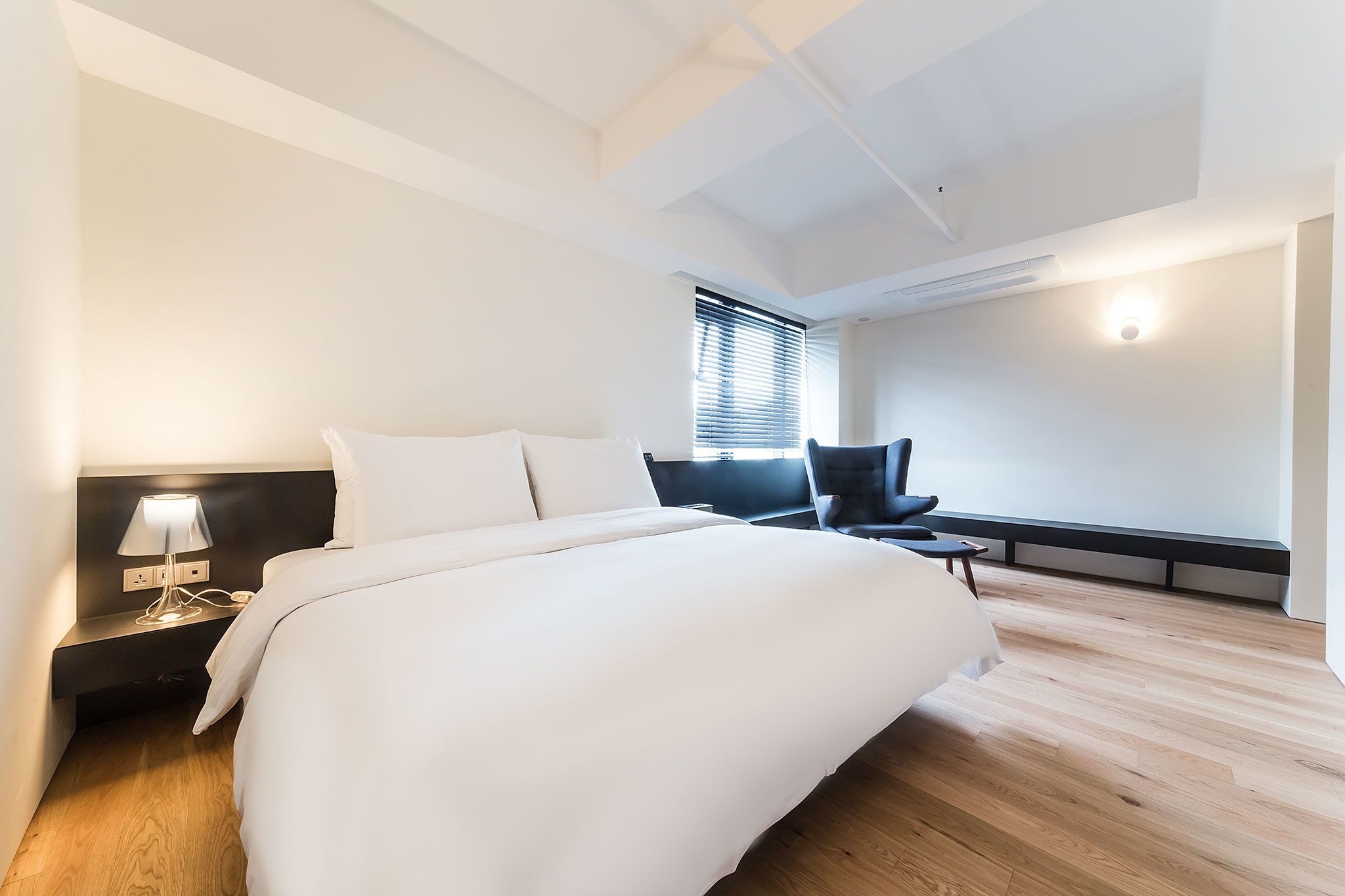 deluxe double room | soundproofing, free wifi