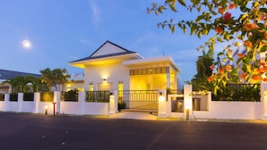 Ngoại thất