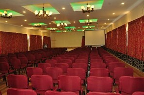 Banquet hall - Jem Valley (Kodaikanal)