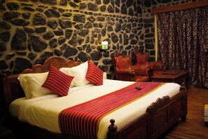 Deluxe Room | In-room safe, iron/ironing board, free WiFi, bed sheets - Jem Valley (Kodaikanal)