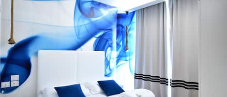 1 bedroom, in-room safe, desk, free WiFi