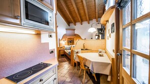 Daunenbettdecken, Zimmersafe, Schreibtisch, Verdunkelungsvorhänge