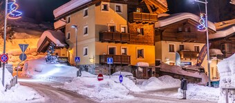 莫托利諾木屋旅館