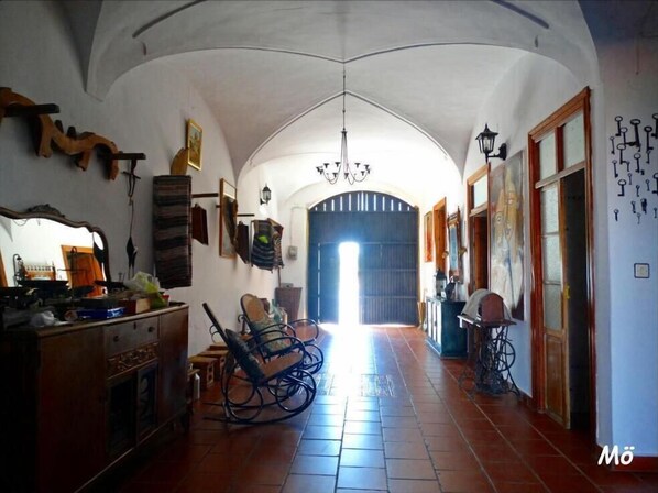 Interior - La Posá (La Nava de Santiago)