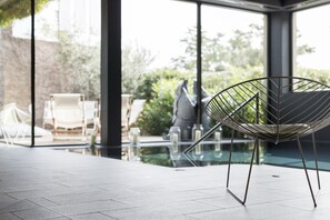 Indoor pool, pool loungers