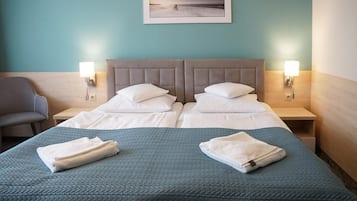 Schreibtisch, Babybetten, Zustellbetten, kostenloses WLAN