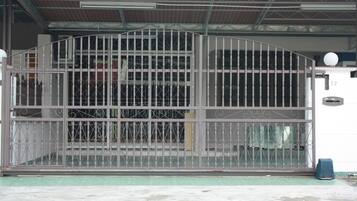 Mặt tiền nơi lưu trú