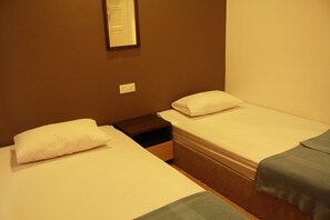 6 chambres, lits pliants/supplémentaires, Wi-Fi gratuit