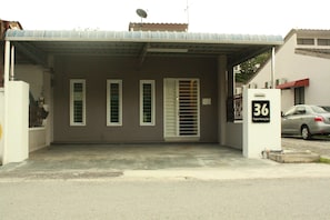 Fachada da propriedade