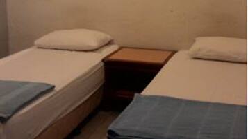 House, 6 Bedrooms | 6 bilik tidur, katil lipat simpan/tambahan, Wi-fi percuma