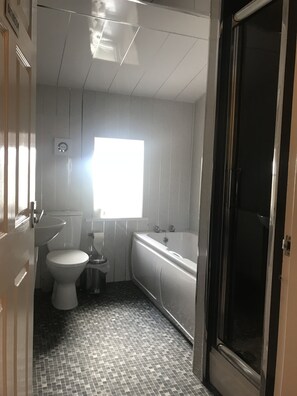 Bathroom - The Ball Alley (Stanley)
