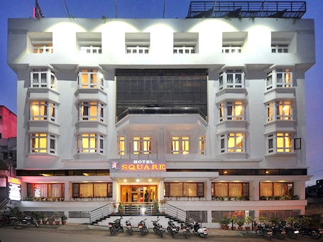 Front of property - evening/night