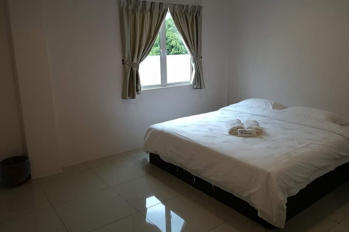 Standaard kamer, 1 kingsize bed | Een bureau, geluiddichte muren, gratis wifi