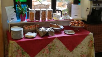 Daily buffet breakfast (EUR 5 per person)