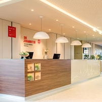 Mostrador de check-in y check-out