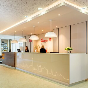 Mostrador de check-in y check-out