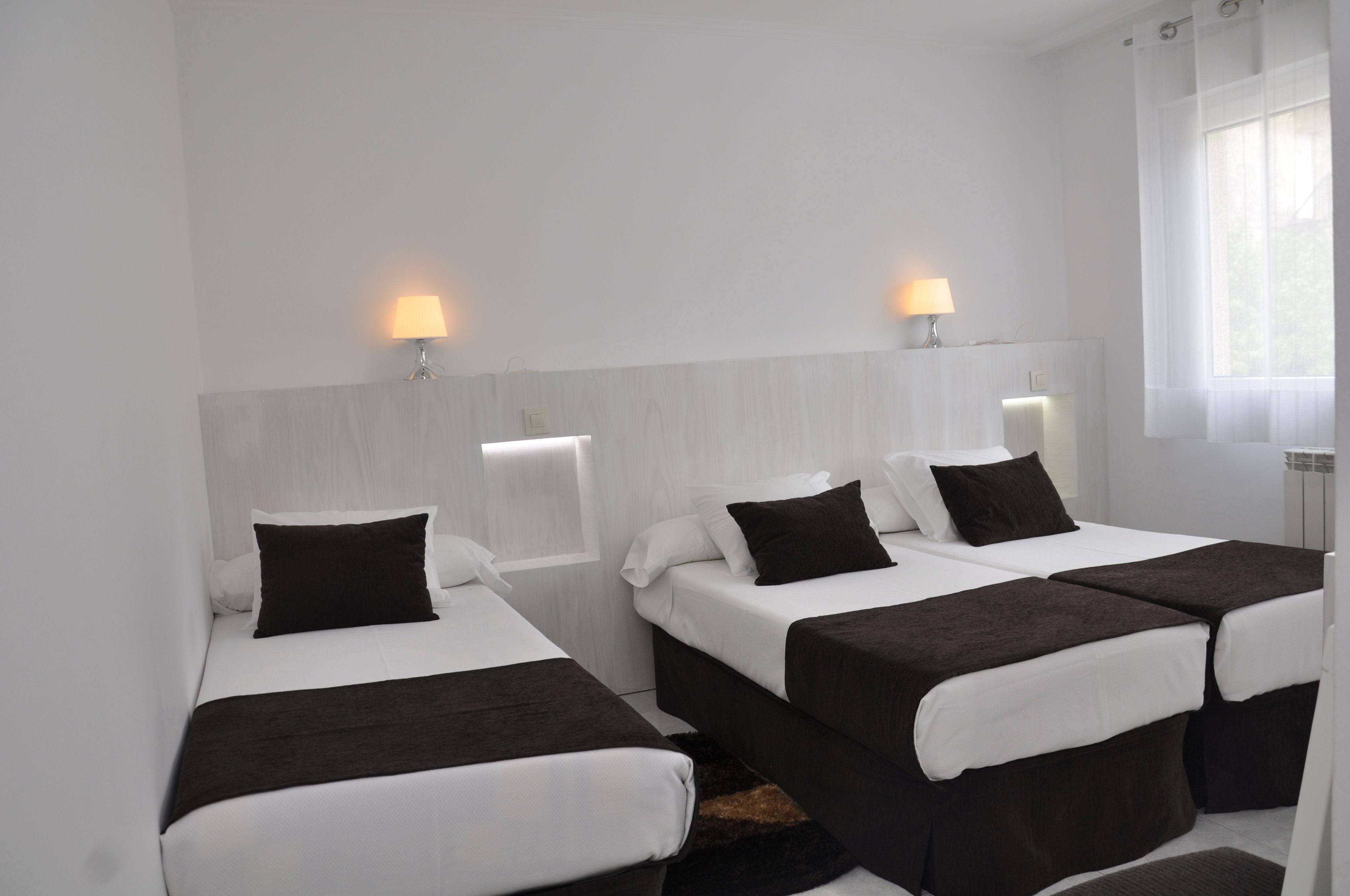 Twin Room | Free WiFi