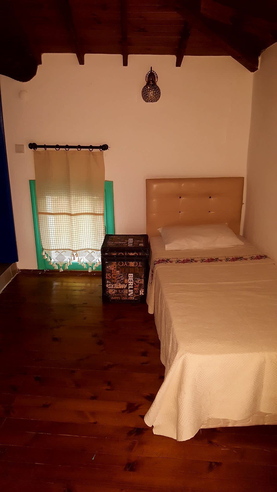 premium duplex, fireplace | minibar, free wifi