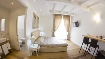 1 bedroom, minibar, soundproofing, free WiFi