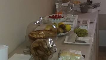 Tägliches inbegriffenes Frühstücksbuffet
