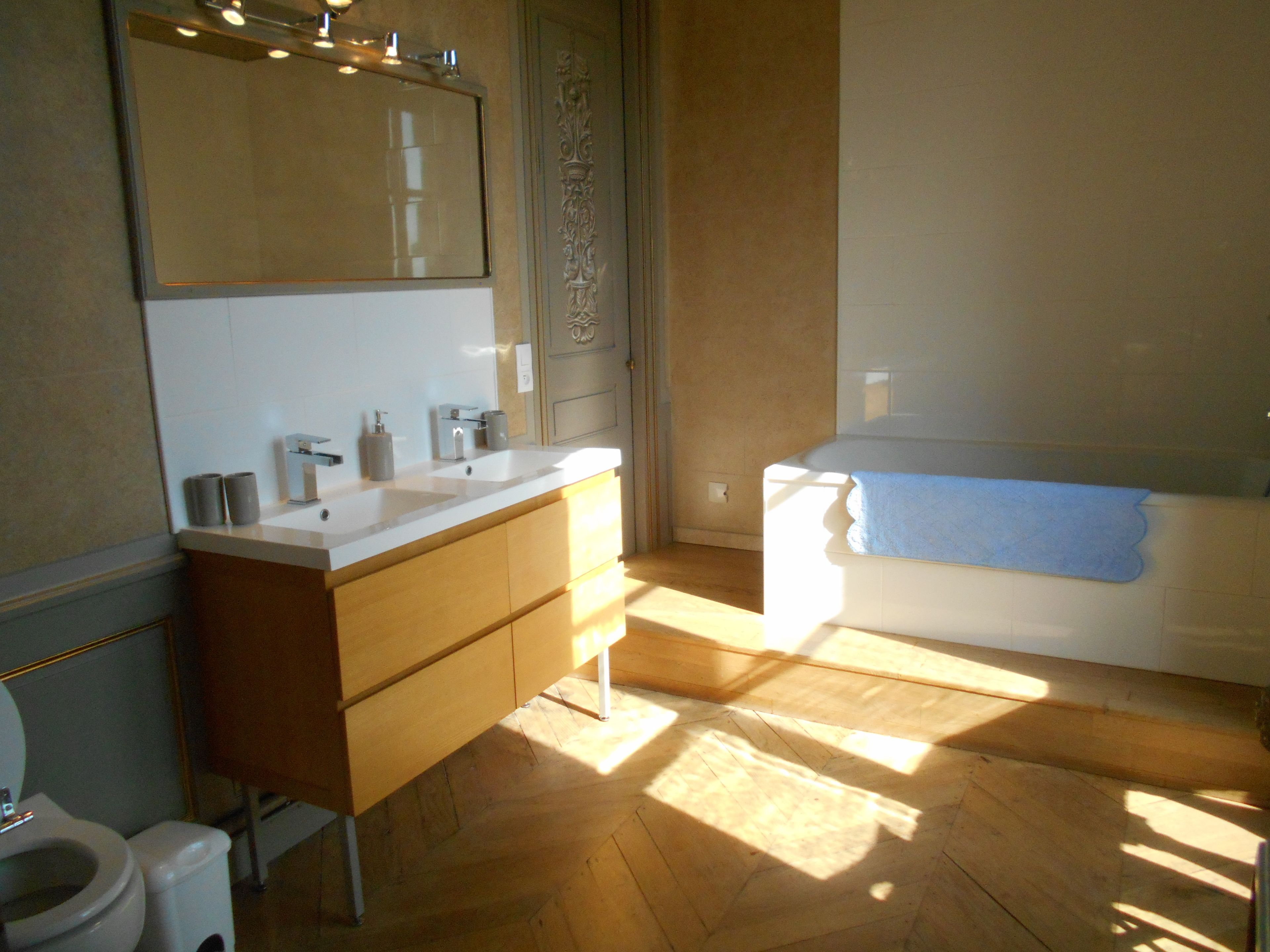 Suite | Bathroom | Towels