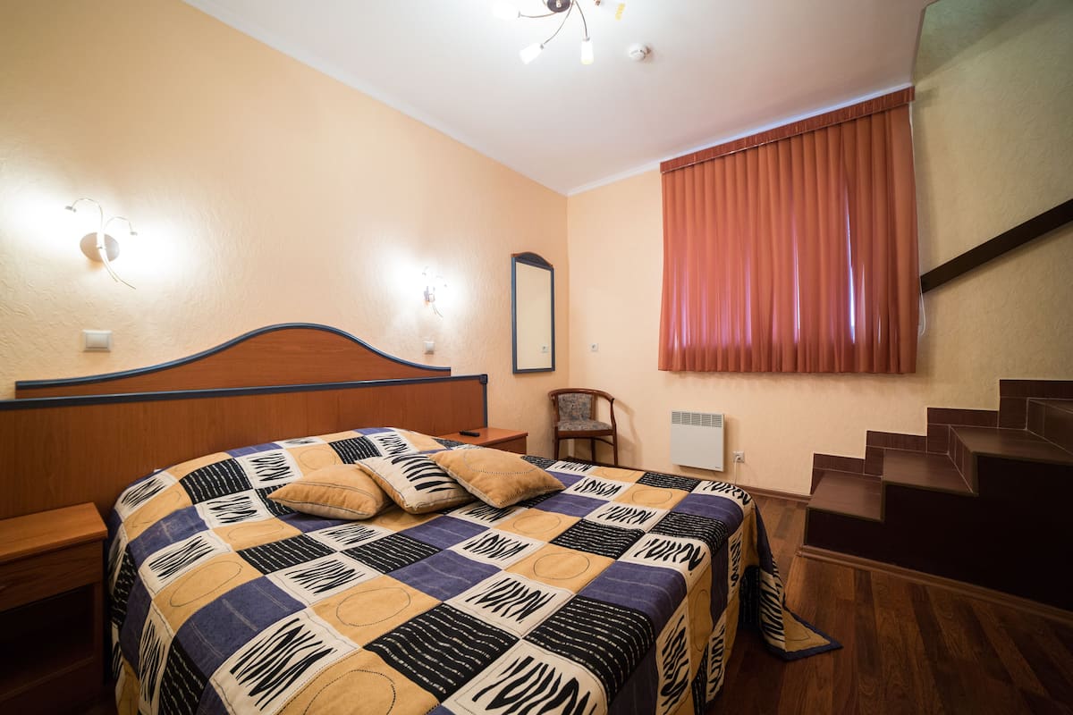 Doppia Deluxe, 1 letto matrimoniale, sauna | Wi-Fi gratuito, lenzuola