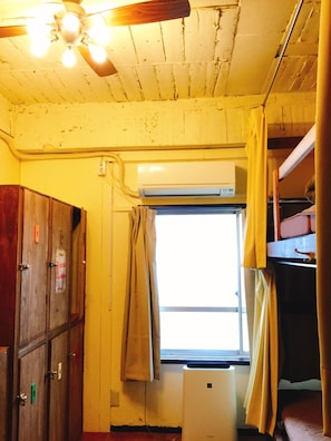 Shared Dormitory, Mixed Dorm