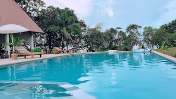 Outdoor pool, open 8 AM to 9:00 PM, pool umbrellas, pool loungers