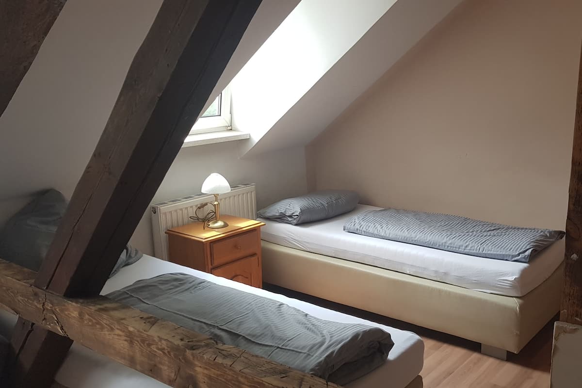 Free WiFi, bed sheets