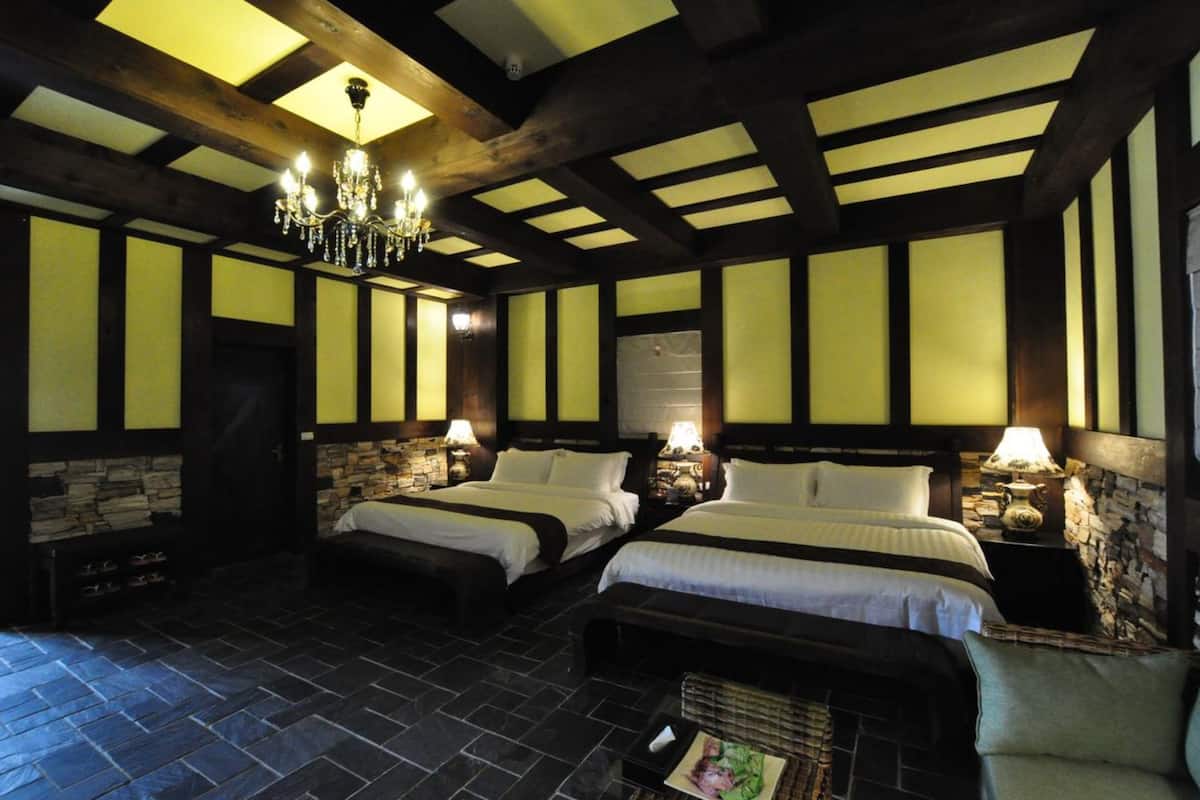 house, 3 bedrooms, private pool | minibar, in-room safe, desk, soundproofing