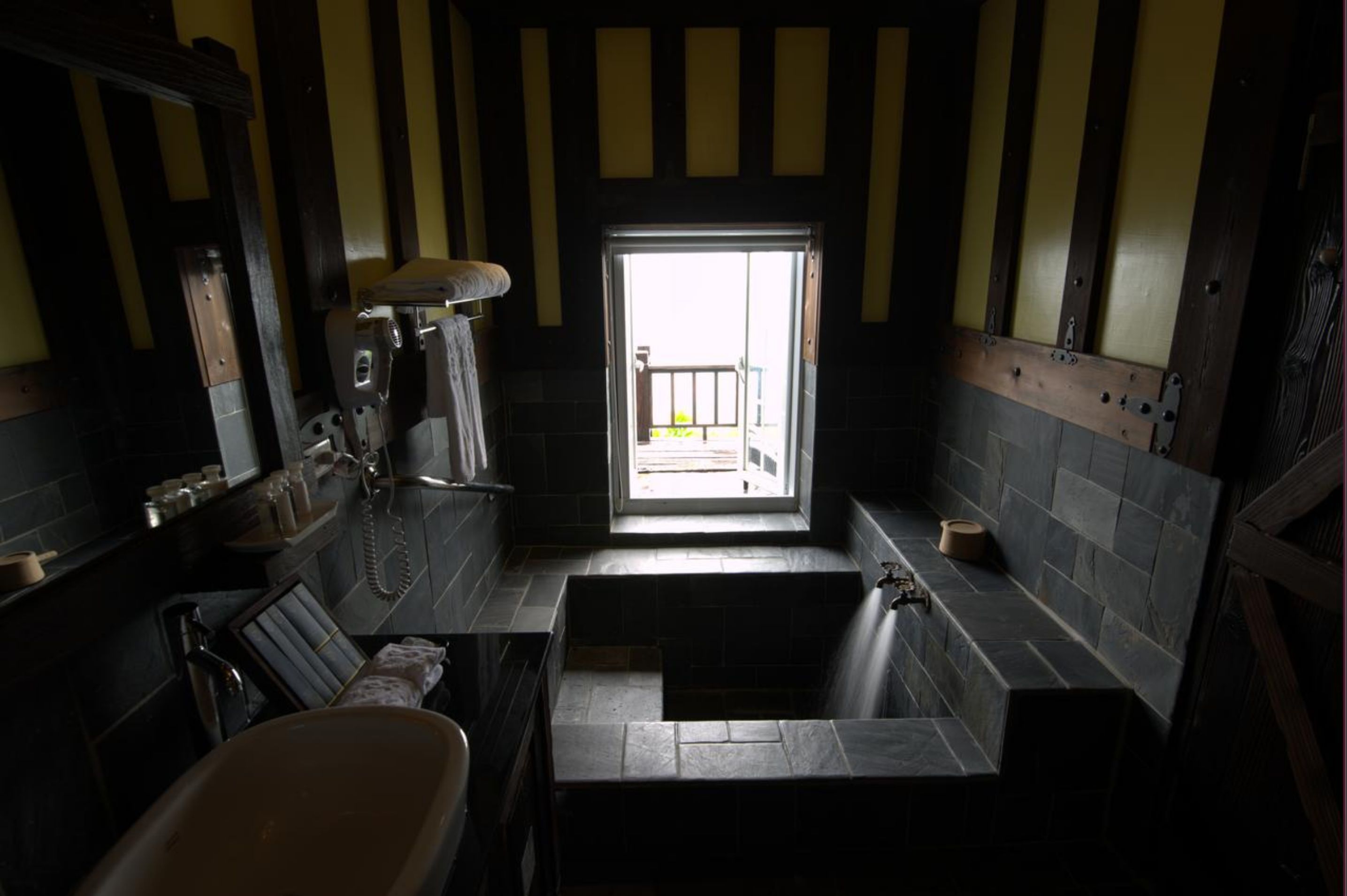 house, 3 bedrooms, private pool | bathroom | separate bathtub and shower, deep-soaking bathtub, free toiletries